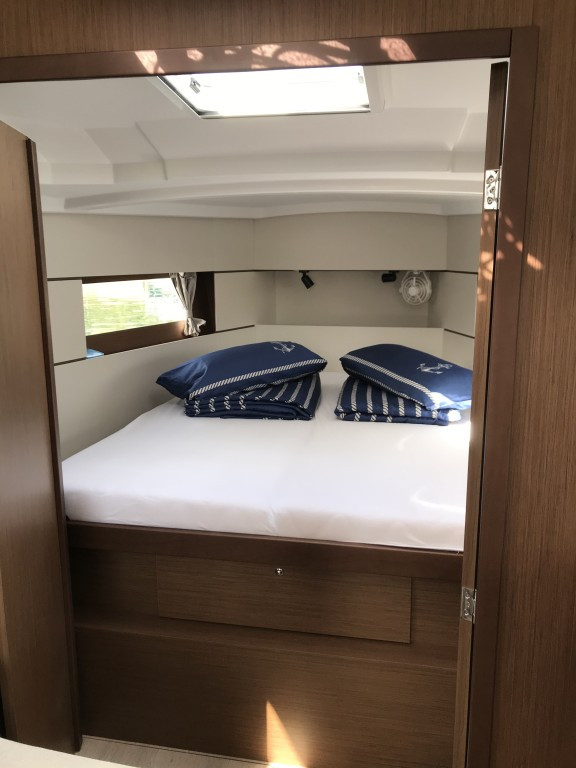 Yacht BENETEAU - Oceanis 38.1 "Eleven"