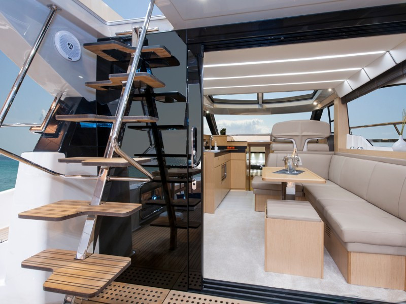 Yacht BAVARIA - Virtess 420 Fly "Caleni"
