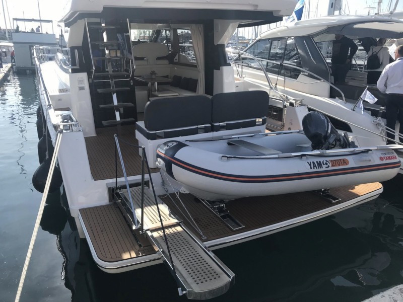 Yacht BAVARIA - 42 Fly Virtess "Captain Blue"