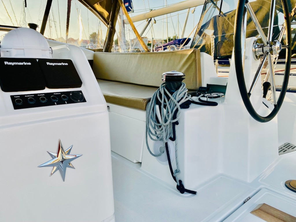 Yacht JEANNEAU - Sun Odyssey 440 "Salva"