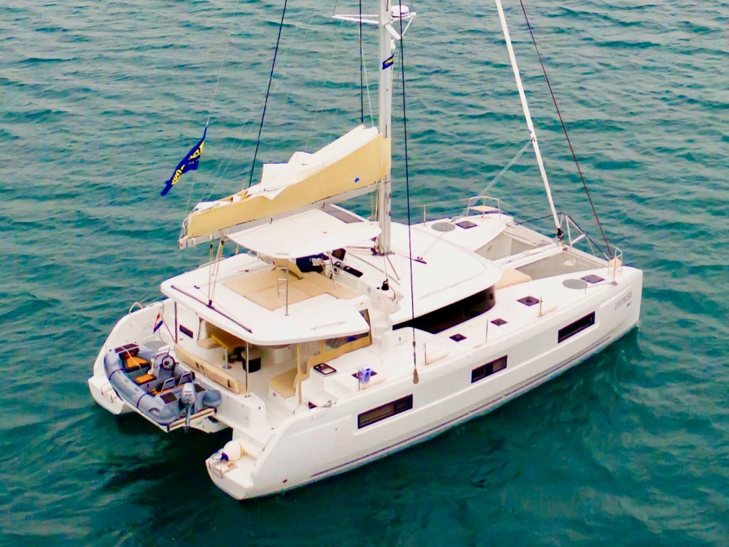 Yacht LAGOON - 46 "Kari"