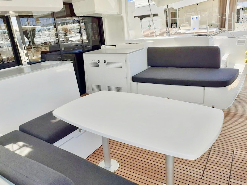 Yacht LAGOON - 46 "Butterfly"