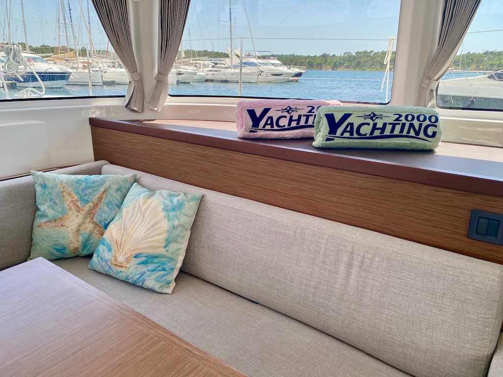 Yacht LAGOON - 46 "Ruru"