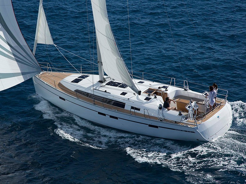 Yacht BAVARIA - Cruiser 46 "Sail la Vie"