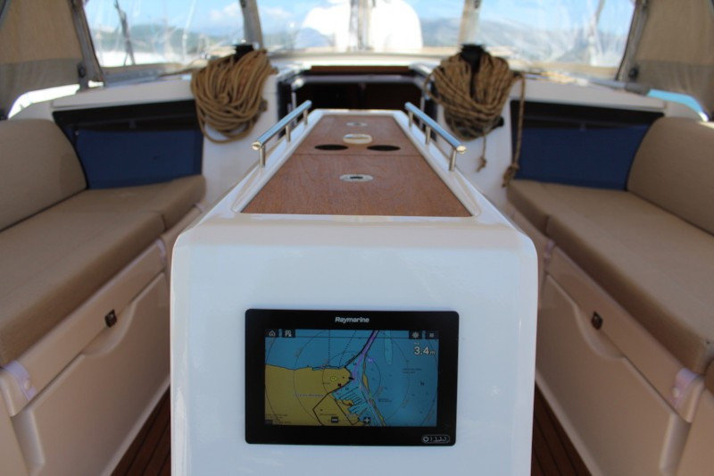 Yacht DUFOUR - 390 Grand Large "Why Not 14"