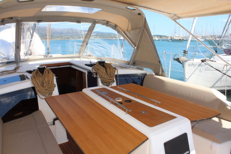Yacht DUFOUR - 390 Grand Large "Why Not 14"