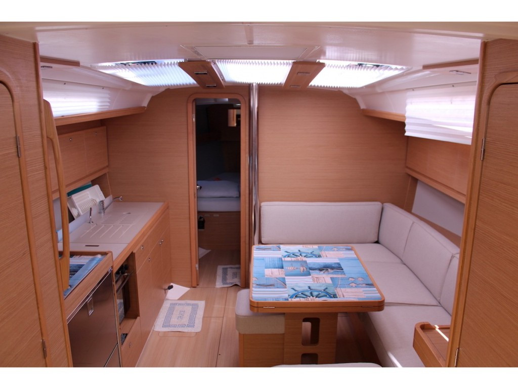 Yacht DUFOUR - 390 Grand Large "Why Not 16"