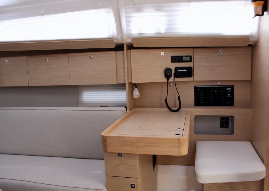 Yacht DUFOUR - 360 Grand Large "Zion"