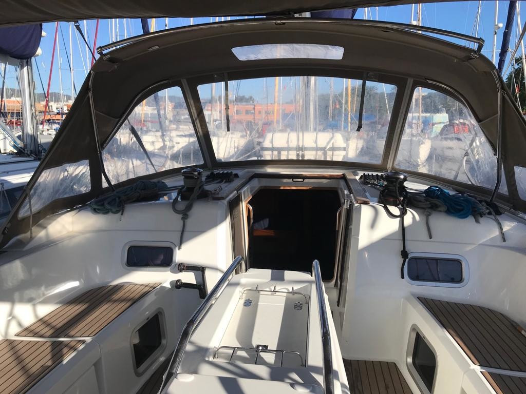 Yacht JEANNEAU - Sun Odyssey 519 "Alboran Bourbon"