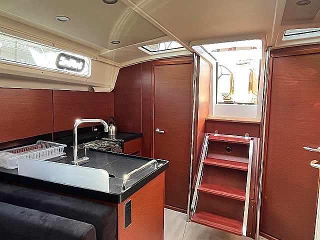 Yacht HANSE - 418 "Piranha"