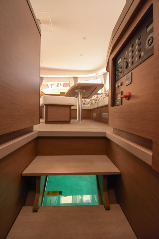 Yacht LAGOON - 42 "Aenaos"