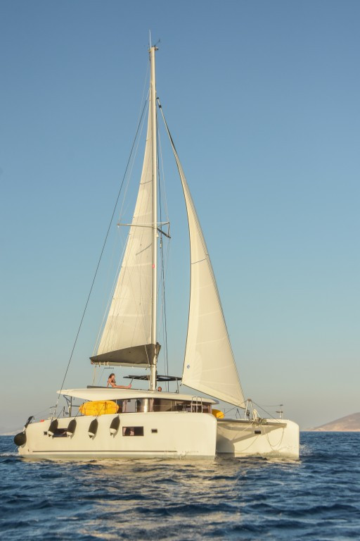 Yacht LAGOON - 42 "Aenaos"
