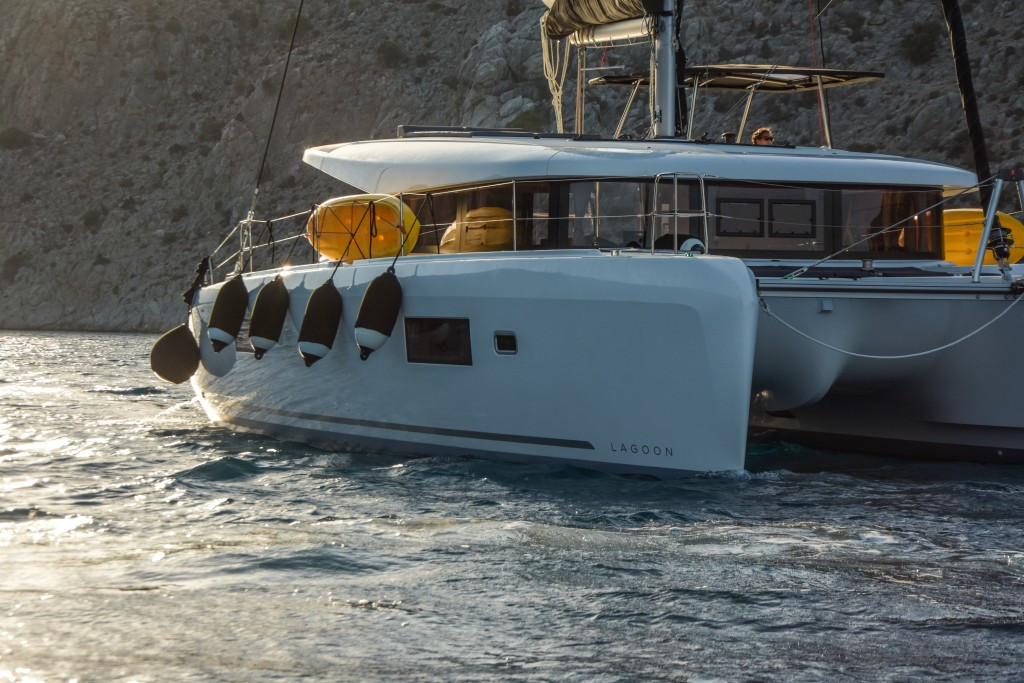 Yacht LAGOON - 42 "Aenaos"