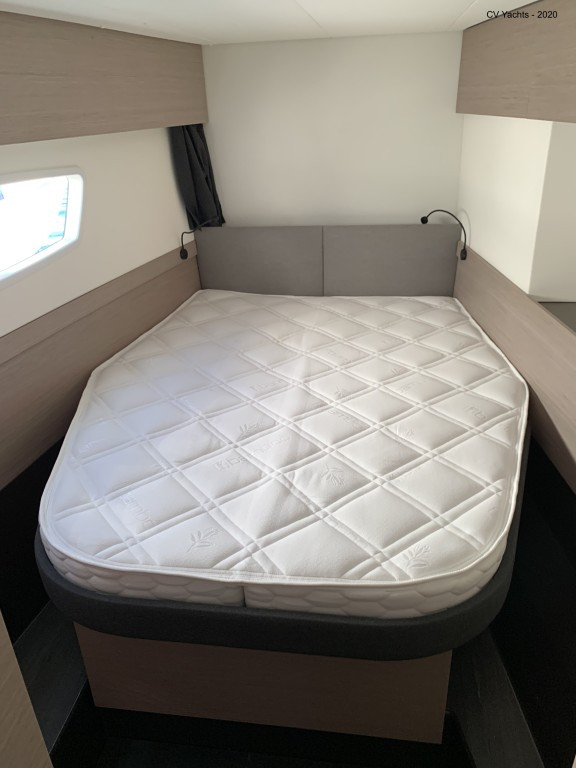 Yacht FOUNTAINE PAJOT - Elba 45 "Lazuli"