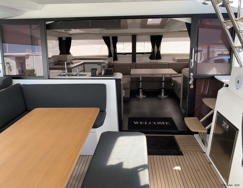 Yacht FOUNTAINE PAJOT - Elba 45 "Lazuli"