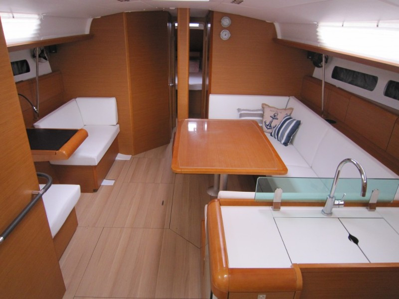 Yacht JEANNEAU - Sun Odyssey 449 "Airbender"