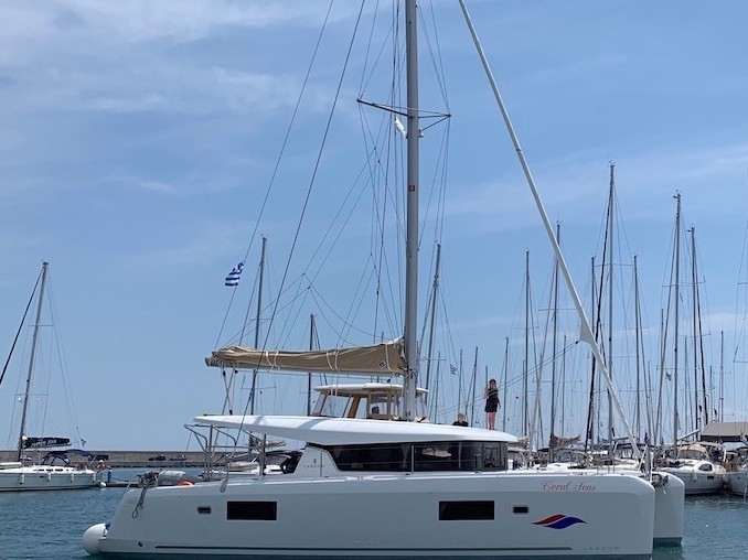 Yacht LAGOON - 42 "Coral Seas"
