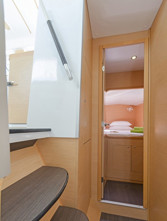 Yacht LAGOON - 380 "Bellevue"