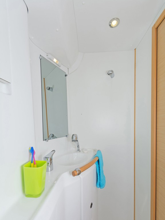 Yacht LAGOON - 380 "Bellevue"