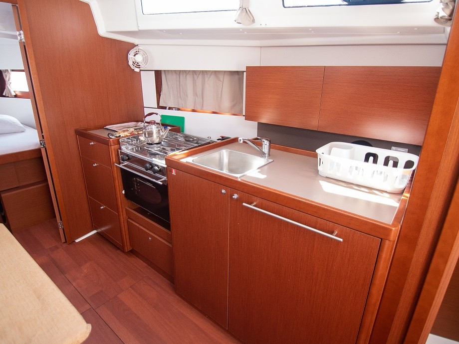 Yacht BENETEAU - Oceanis 38.1 "Marisa"