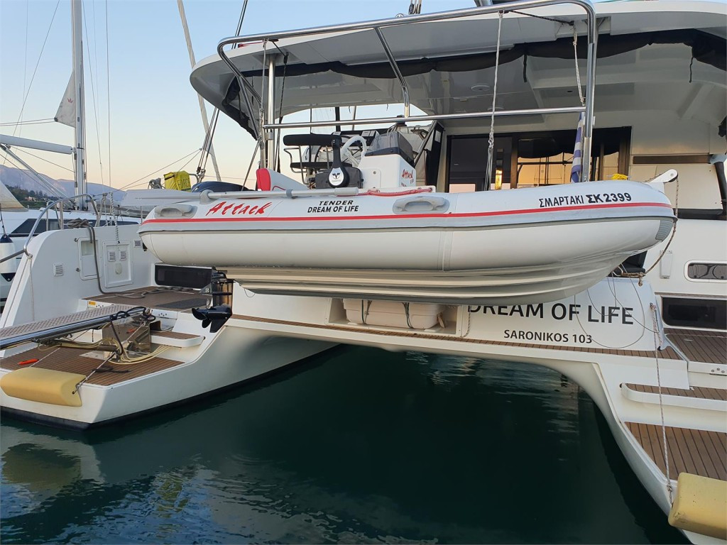 Yacht LAGOON - 42 "Dream of Life"