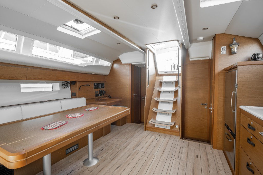 Yacht JEANNEAU - 54 "Our Lady"