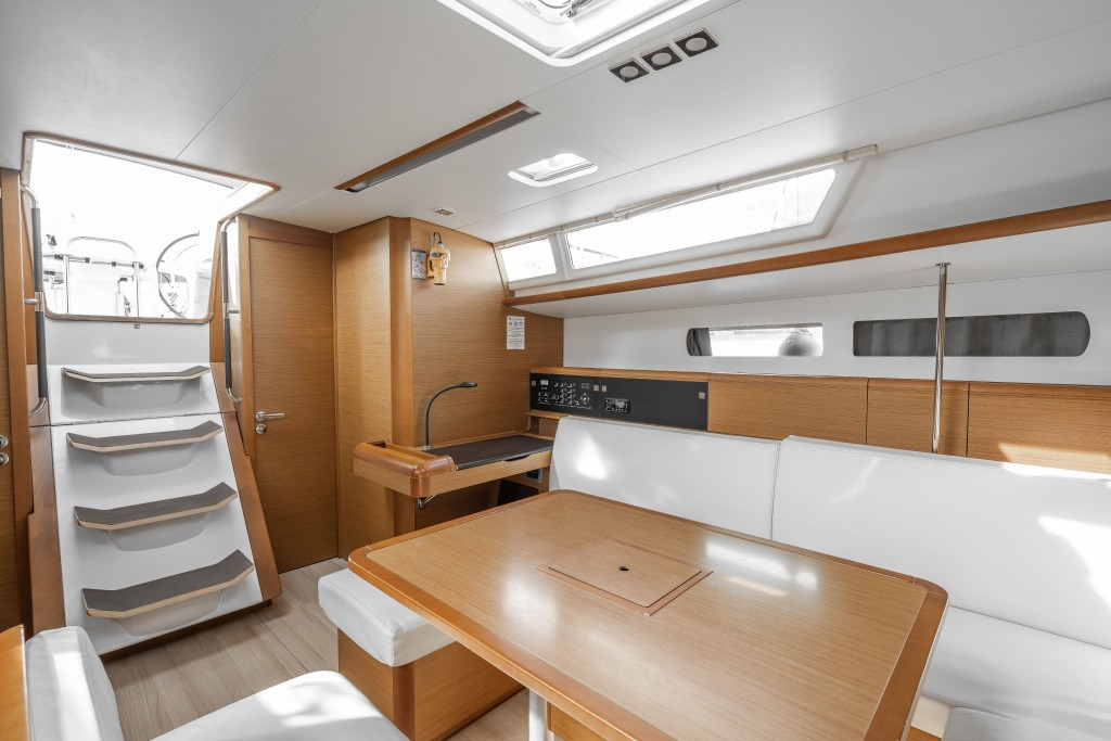 Yacht JEANNEAU - Sun Odyssey 479 "Alpha"