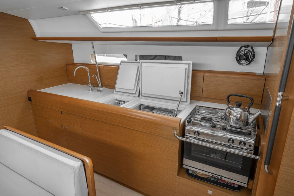 Yacht JEANNEAU - Sun Odyssey 479 "Alpha"