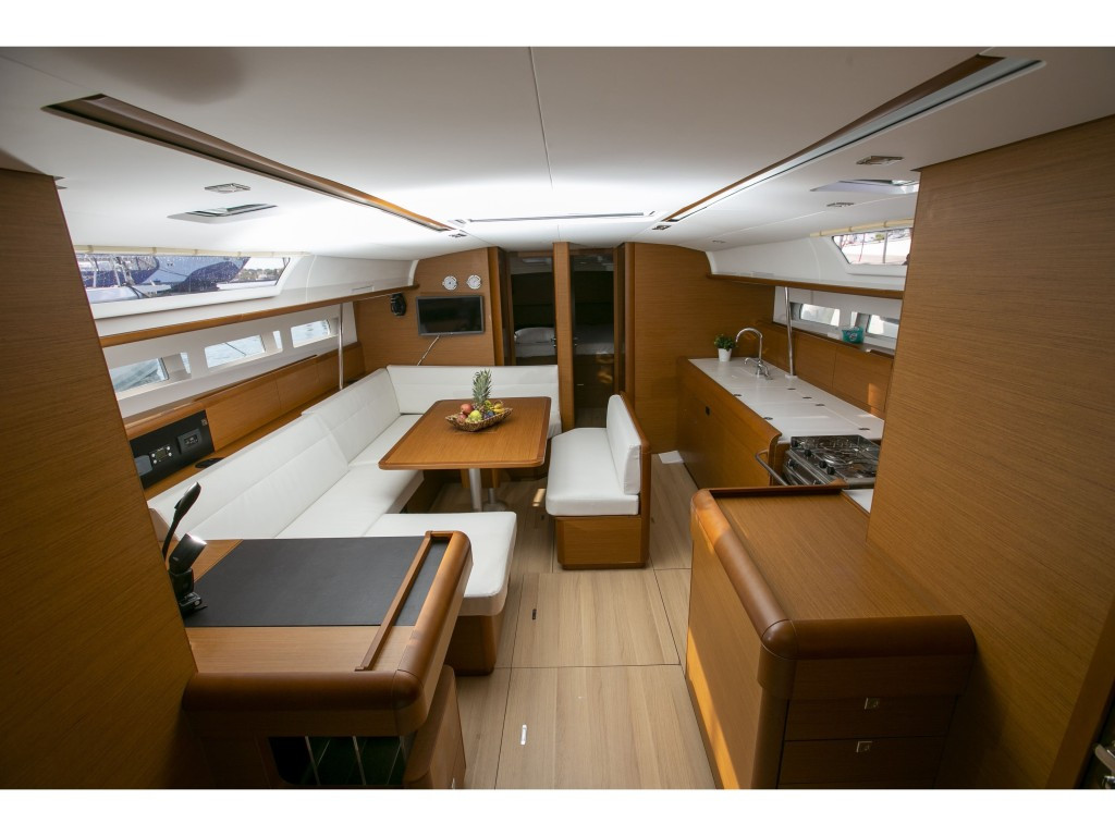 Yacht JEANNEAU - Sun Odyssey 519 "Kalliroi"