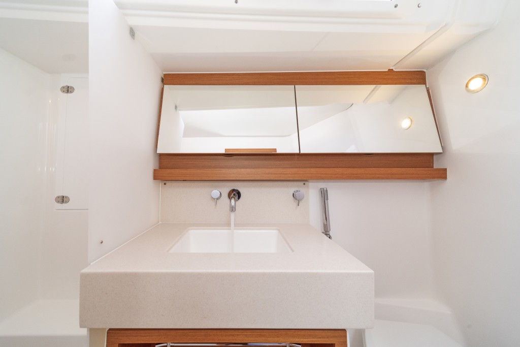 Yacht DUFOUR - 470 "Imagine"