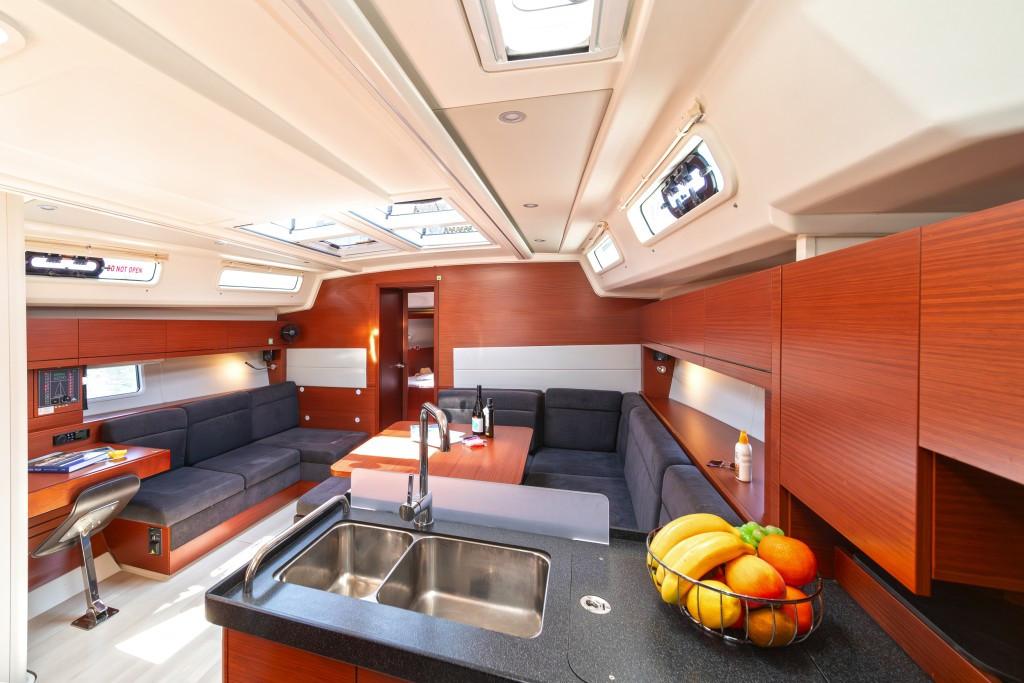 Yacht HANSE - 458 "Kiveli"