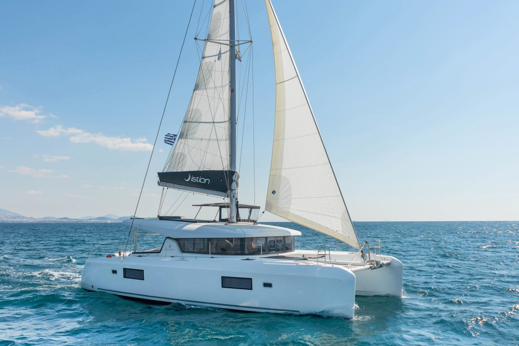 Yacht LAGOON - 42 "Niriis"