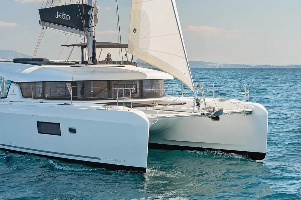 Yacht LAGOON - 42 "Carpe Diem"