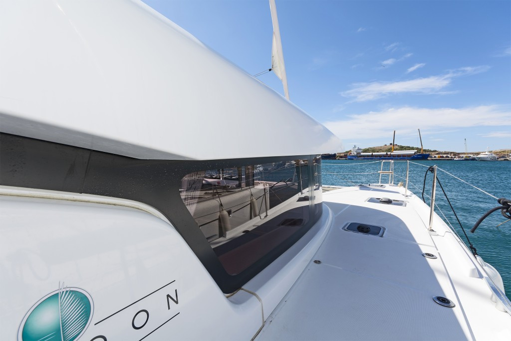 Yacht LAGOON - 42 "Breeze"