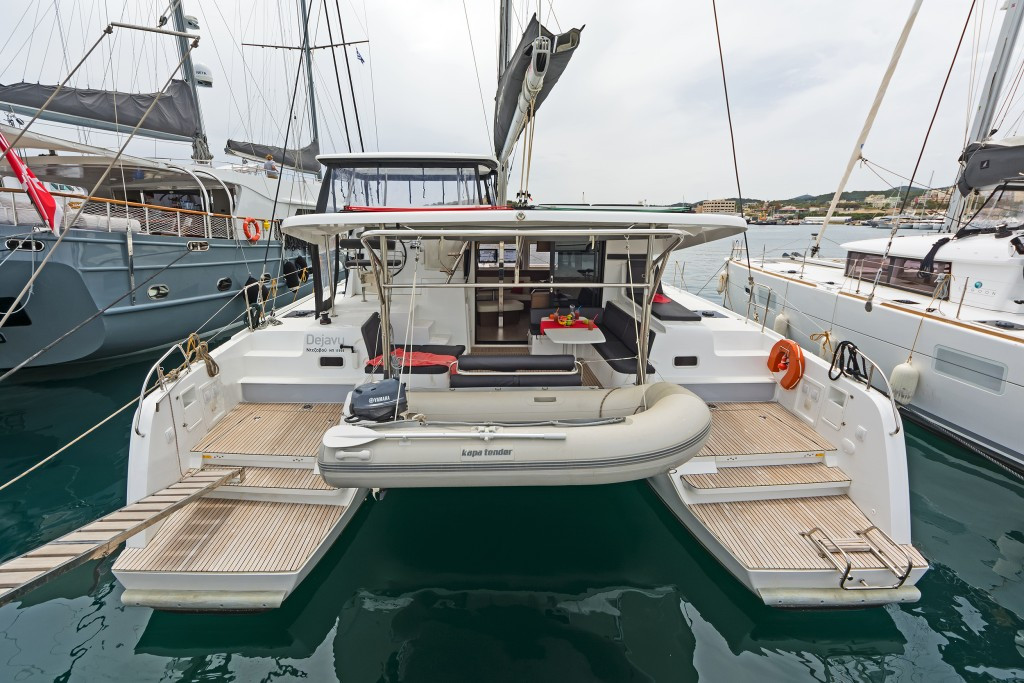 Yacht LAGOON - 42 "Deja vu"