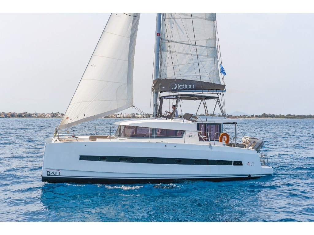 Yacht CATANA - Bali 4.1 "Crystal Waters"