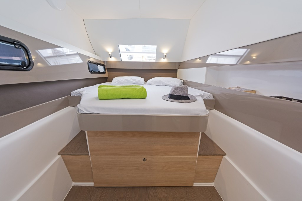 Yacht CATANA - Bali 4.1 "E.S."