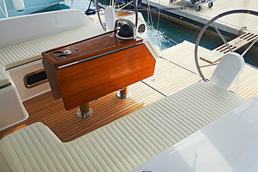 Yacht BAVARIA - Cruiser 46 "Alexandra"