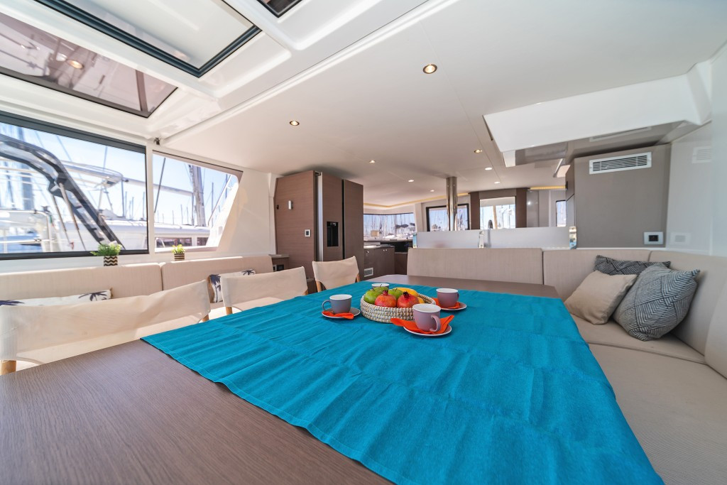 Yacht CATANA - Bali 4.8 "About Time"