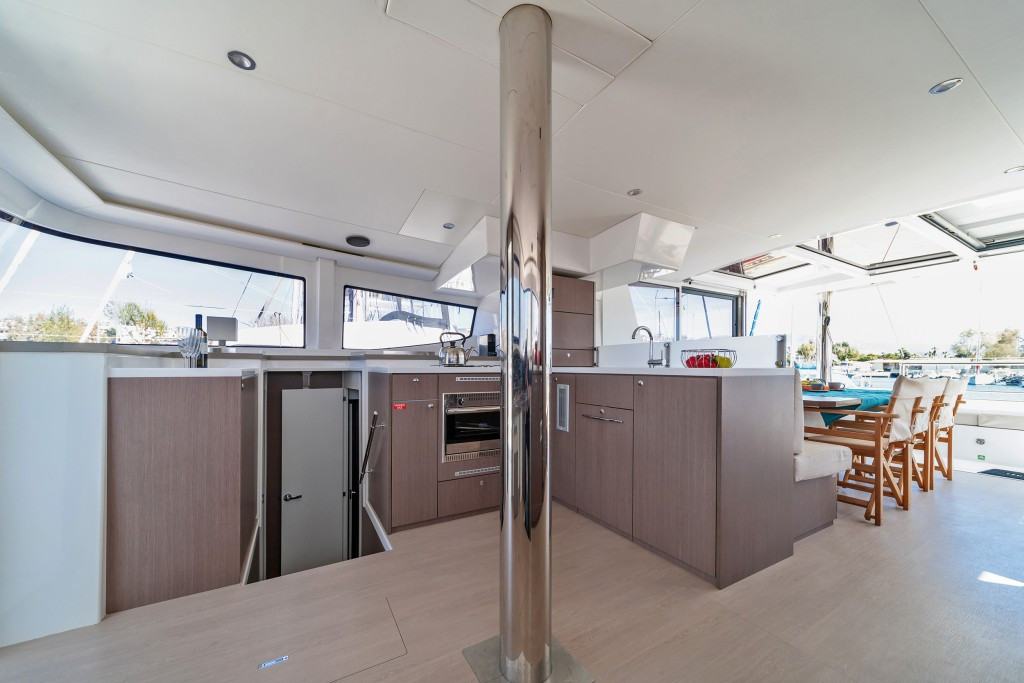 Yacht CATANA - Bali 4.8 "About Time"