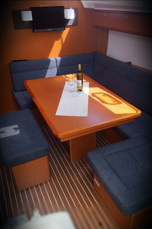 Yacht BAVARIA - Cruiser 46 "Alexandra"