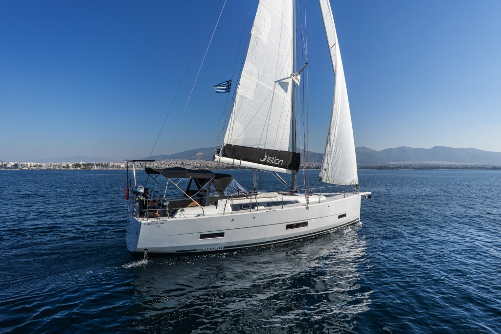 Yacht DUFOUR - 390 Grand Large "Agnes"