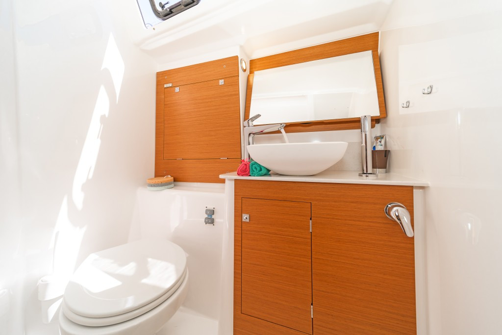 Yacht DUFOUR - 390 Grand Large "Agnes"