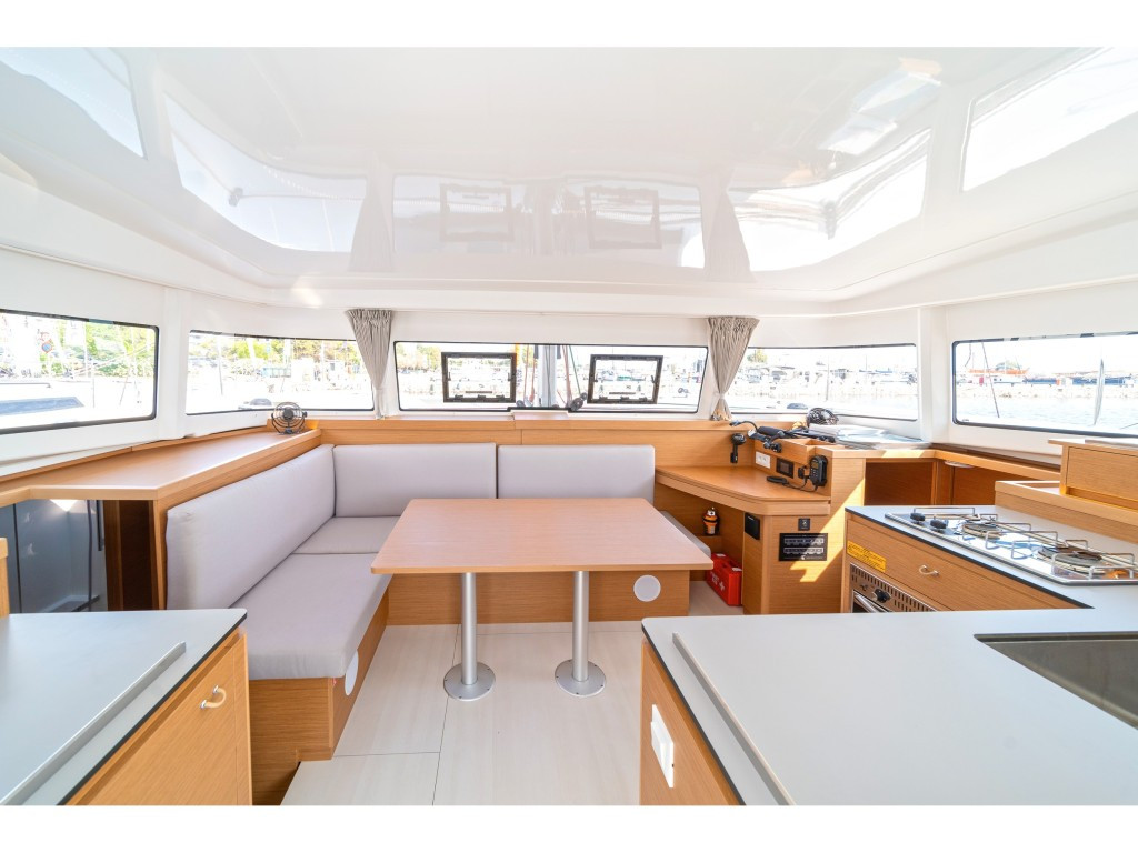 Yacht EXCESS-CATAMARANS - 11 "Luna"