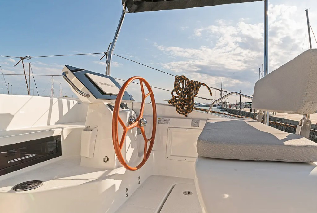 Yacht EXCESS-CATAMARANS - 14 "Tiramisu"