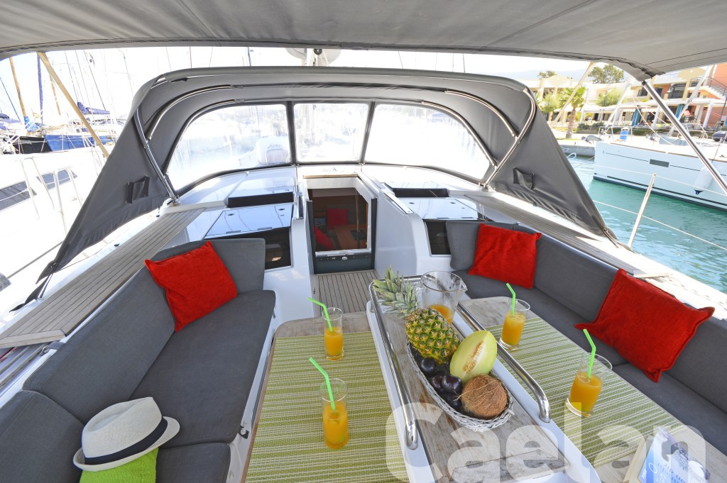 Yacht HANSE - 505 "Kimi"