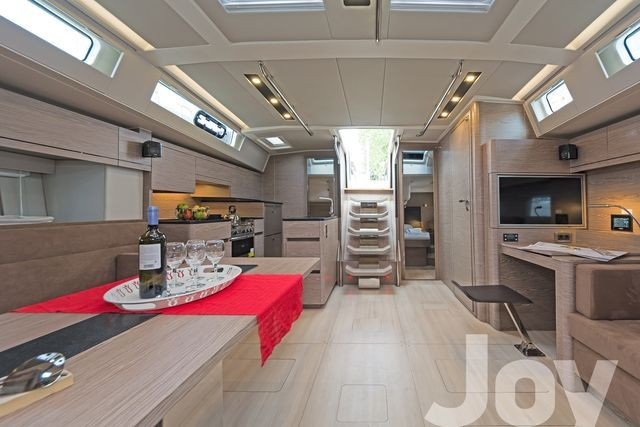 Yacht HANSE - 548 "Joy"
