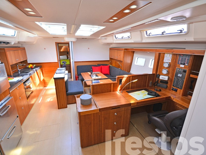 Yacht HANSE - 575 "Ifestos"