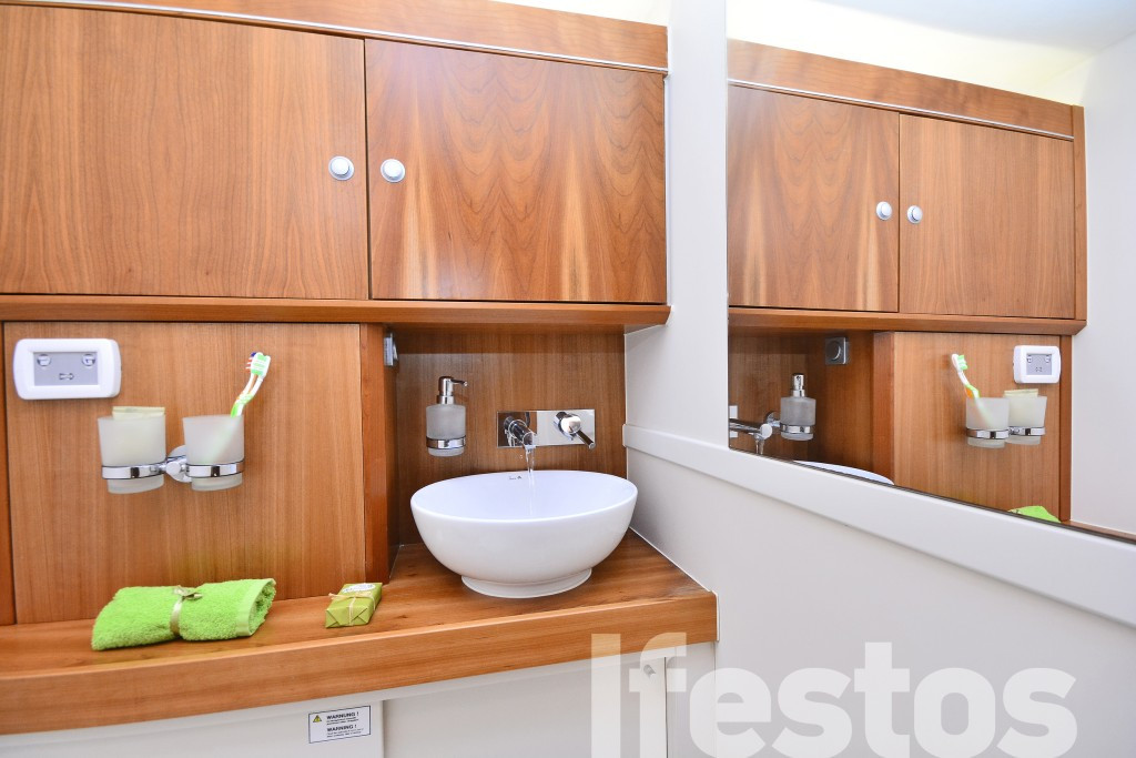 Yacht HANSE - 575 "Ifestos"