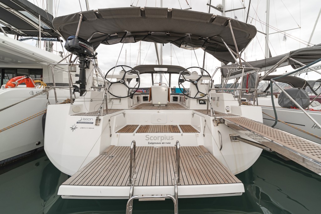Yacht JEANNEAU - 54 "Scorpius"